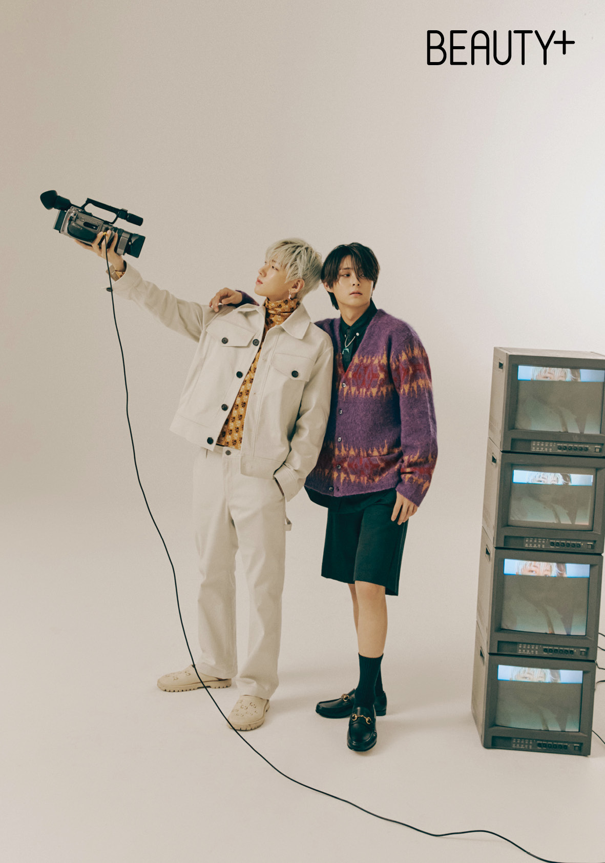 DKZ, 호랑이가 쫓아온다, 디케이지, 재찬, 싱글즈, Single Plus